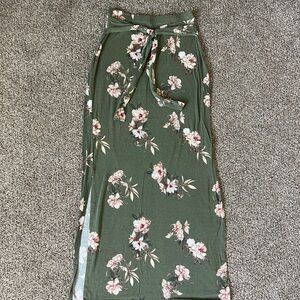 Rue21 Floral Print Maxi Skirt in Green